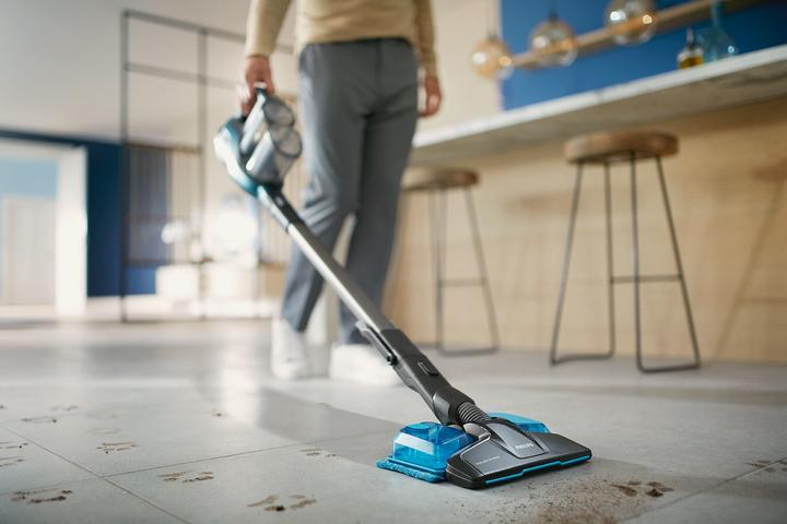 Actual product image Philips XC8147/01 SpeedPro Max Aqua