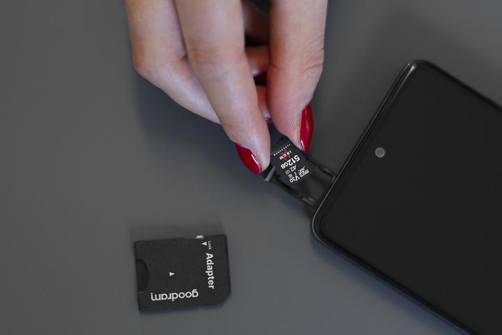 Image du produit Goodram IRDM microSDXC 512GB V30 UHS-I U3 + adaptateur (512 Go, microSDXC, U3, UHS-I)