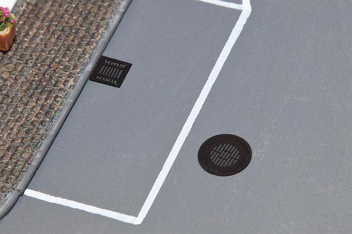 Actual product image Faller Urban design elements III (manhole covers)