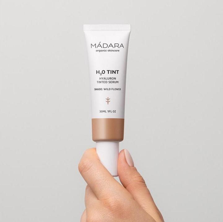 Actual product image Madara MÃDARA - Hyaluronic tinting serum H20 Tint (Tinted Serum) 30 ml - Shade: 4 Wild Flower (30 ml)