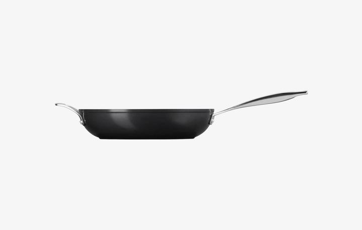 Image du produit Le Creuset Poêle à frire haute ESSENTIAL noir (28 cm, Poêle à frire, Aluminium)
