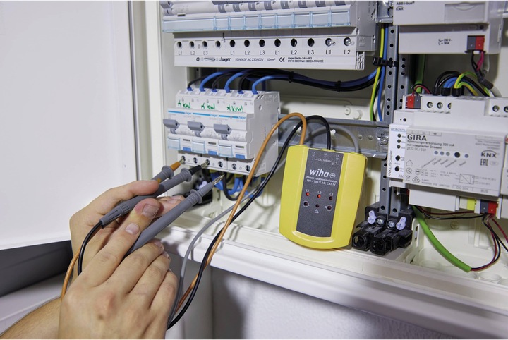 Produktbild Wiha Drehfeldrichtungsanzeiger (CAT III 1000V, CAT IV 600V)