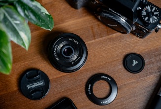 Produktbild Voigtländer Ultron X 27mm / 2.0 schwarz (Fujifilm X, APS-C / DX)