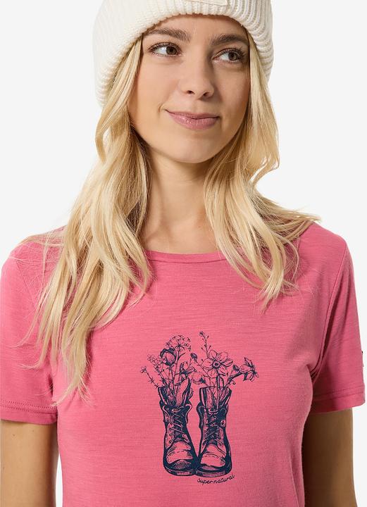 Actual product image Super Natural W Flower Boots Tee (XS)