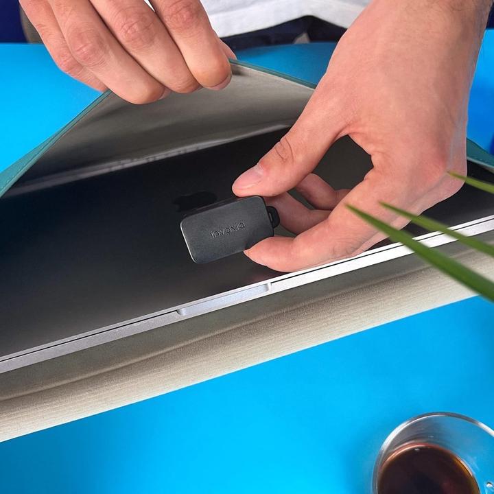 Actual product image Invoxia Mini GPS Tracker