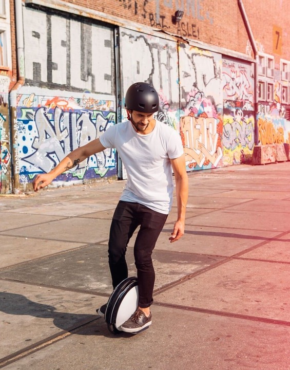 Produktbild Segway-Ninebot One S2 (24 km/h, 30 km, 500 W)