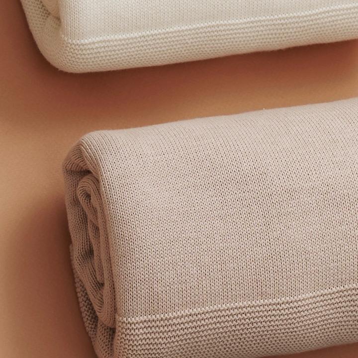 Immagine prodotto Zero.99 Set neonato 5 pezzi. - Coperta, tutina con bottoni, guantini, scarpine, cappellino, caldo beige (50, 56, 62, 68)