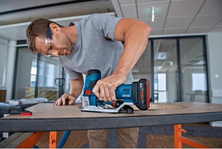 Actual product image Bosch Professional GST 18V-155 SC