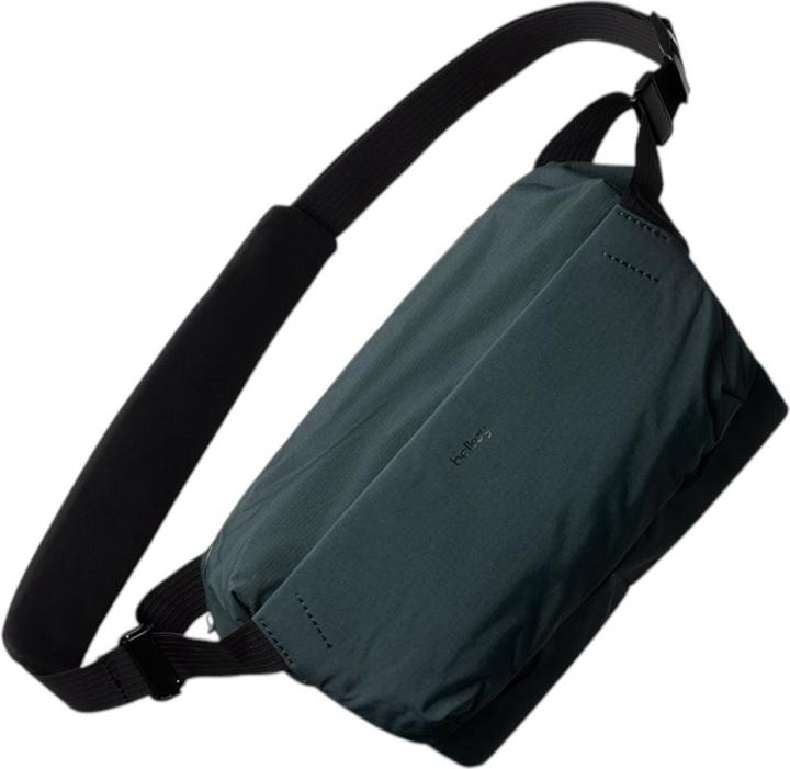 Actual product image Bellroy Venture Sling 10L - Camera Edition - Deep Ocean (10 l)