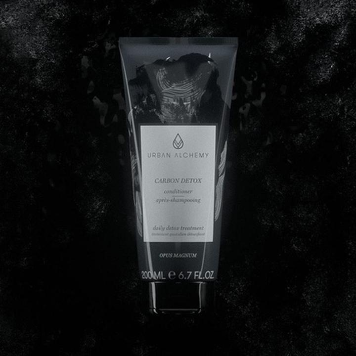 Image du produit Urban Alchemy OPUS MAGNUM - Conditionneur Detox au Carbone (200 ml)