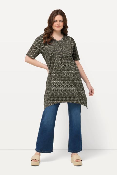 Image du produit Ulla Popken T-shirt long en coton bio avec col V et manches courtes. Ligne A (42, 44)