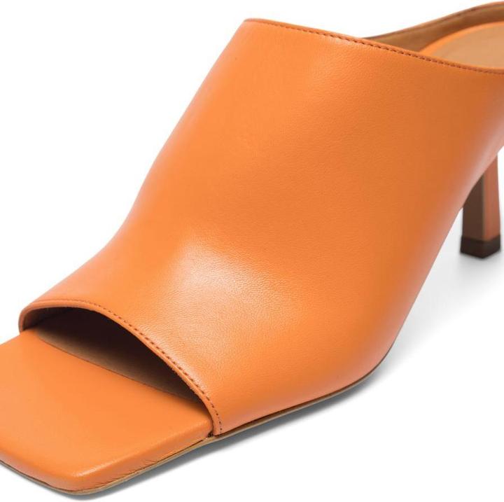 Actual product image Bianco BIAELLA Mules (40)
