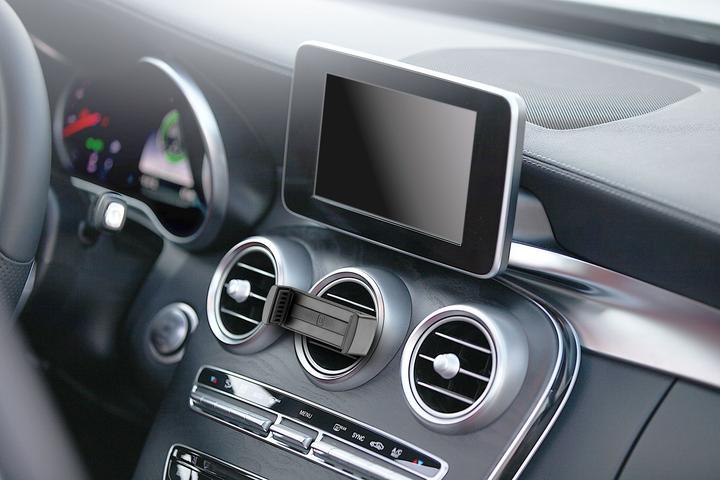 Actual product image Cellularline Handy Drive