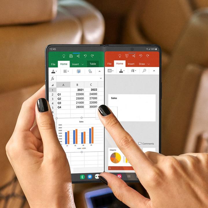 Image du produit Samsung Galaxy Z Fold4 EU (512 Go, Phantom Black, 7.60", SIM + eSIM, 5G)