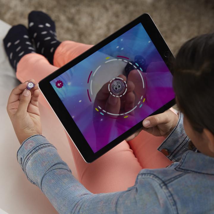 Actual product image Hasbro Hanazuki Moodlight garden playset