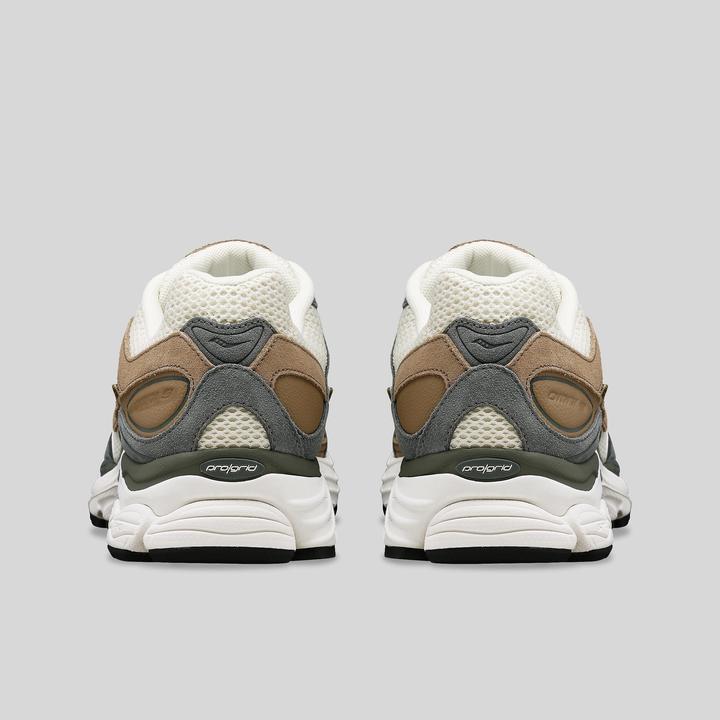 Actual product image Saucony trainers progrid omni 9 (38)