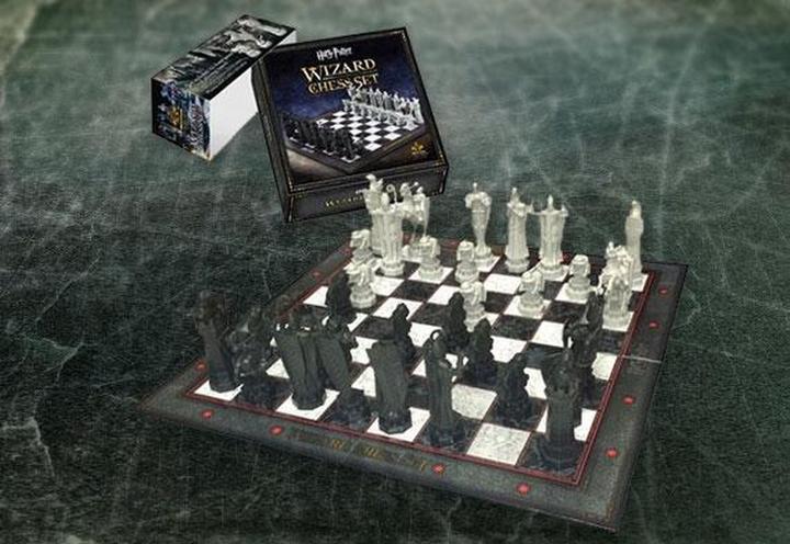 Actual product image - Wizard Chess Set