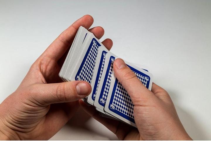 Immagine prodotto Clown games Set di carte da gioco (Francese, Inglese, Italiano, Tedesco)