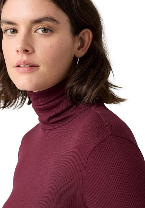 Actual product image Levis Dreamy Turtleneck (M)