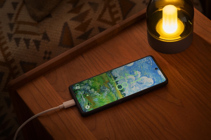 Produktbild TCL 50 Pro NxtPaper (512 GB, Moon Gray, 6.80", SIM + eSIM, 108 Mpx, 5G)