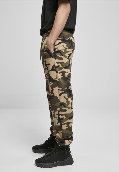 Produktbild Urban Classics Basic Camo Sweatpants 2.0 (XS)