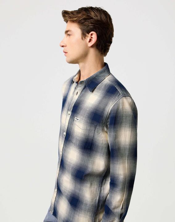 Actual product image Wrangler Langarmhemd 1 Pkt Indigo Shirt (XL)