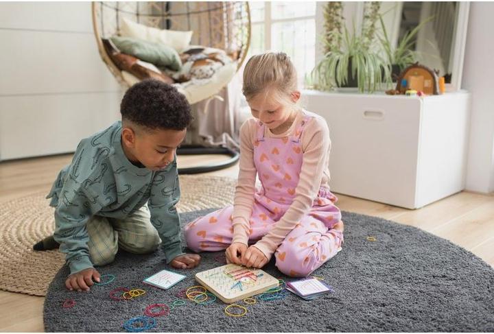 Produktbild BS Geoboard (Deutsch, Englisch, Französisch, Italienisch, 1 - 2 Spieler)