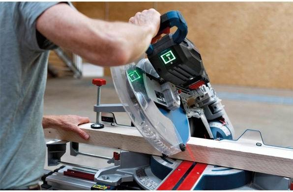 Produktbild Bosch Professional GCM 18V-305 GDC