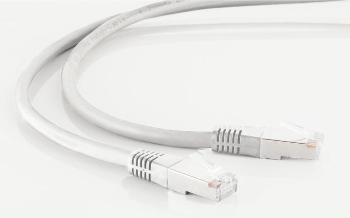Actual product image Shiverpeaks S/CONN maximum connectivity network cable patch cable, cat 6, S/FTP, PIMF, halogen-free, white, 2.0m (S/FTP, CAT6, 2 m)