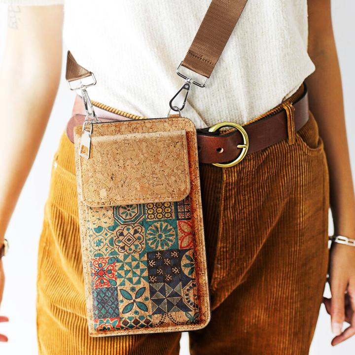 Actual product image Avizar CorkMosaic cork bag