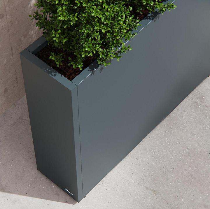 Actual product image Herstera Metal Planter Divider