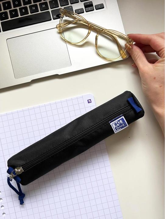 Actual product image Oxford Kangoo Pencil Case Round Black