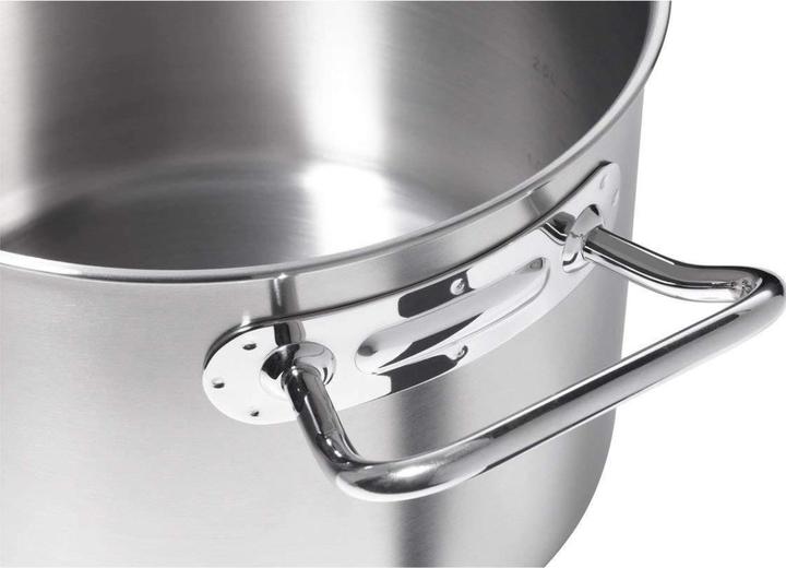 Actual product image Zwilling TWIN Classic roasting pot (24 cm, Casserole + Stewpot, Aluminium, Stainless steel)