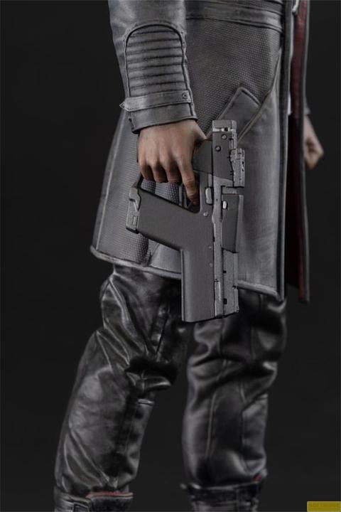 Actual product image Dark Horse Cyberpunk 2077 statuette PVC Solomon Reed 22 cm