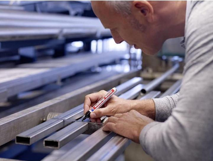 Produktbild Edding Permanent Marker 3000 (1x)