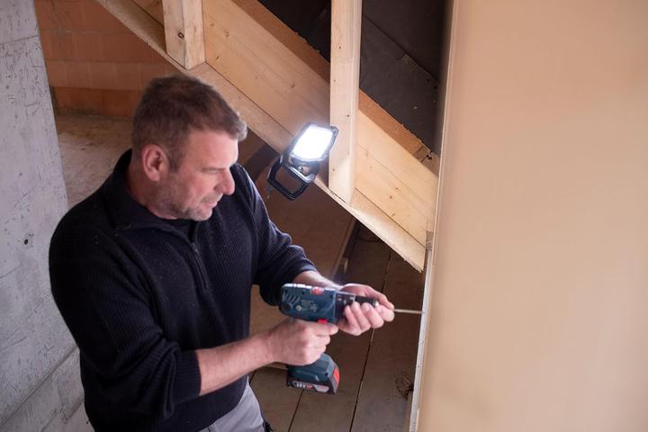 Immagine prodotto Brennenstuhl Proiettore LED - con batteria ricaricabile agli ioni di litio (3800 lm)