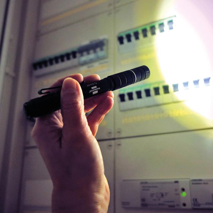 Actual product image Brennenstuhl Battery torch LED LuxPremium TL 210 AF, IP44, 200lm (14.90 cm, 200 lm)
