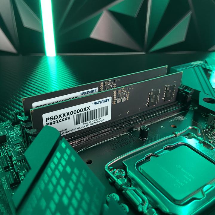 Productafbeelding Patriot D516GB 4800-40 Handtekening K2 PAT (PSD516G4800K) (2 x 8GB, 4800 MHz, DDR5 RAM, DIMM 288 pin)