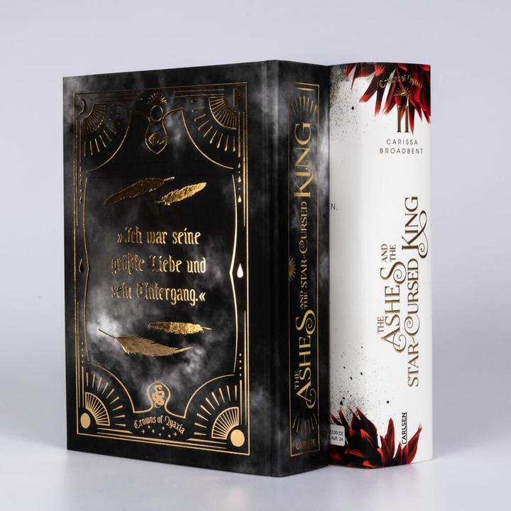 Image du produit The Ashes and the Star-Cursed King (Crowns of Nyaxia 2) (Allemand, Carissa Broadbent, 2024)