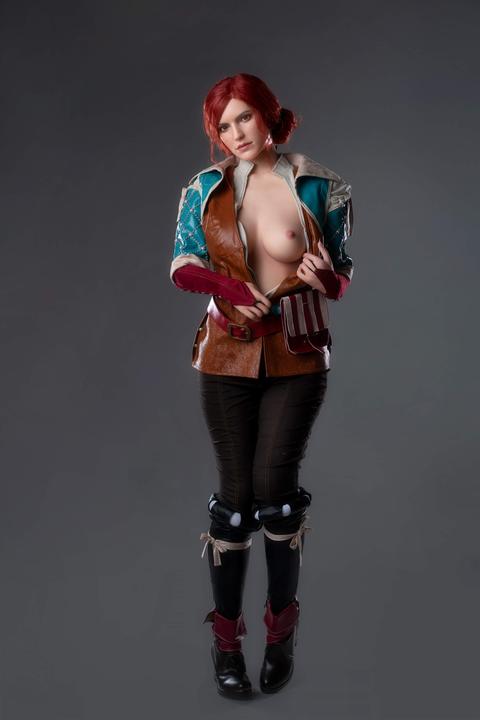 Actual product image Game Lady Full Silicone Doll Triss 168 cm - The Witcher