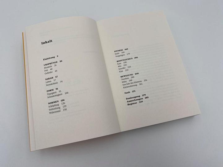 Actual product image Vom Hintern (German, Heather Radke, Viola Krauss, 2023)