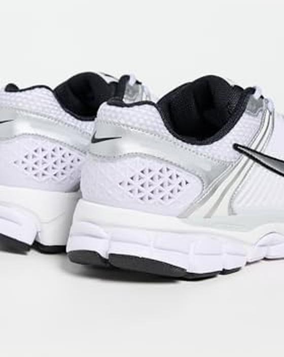 Immagine prodotto Nike Zoom Vomero 5 (38)