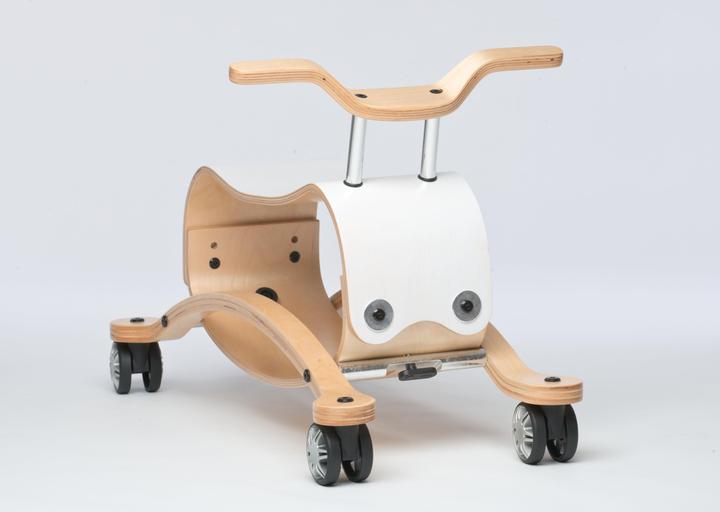 Actual product image Wishbone flip white