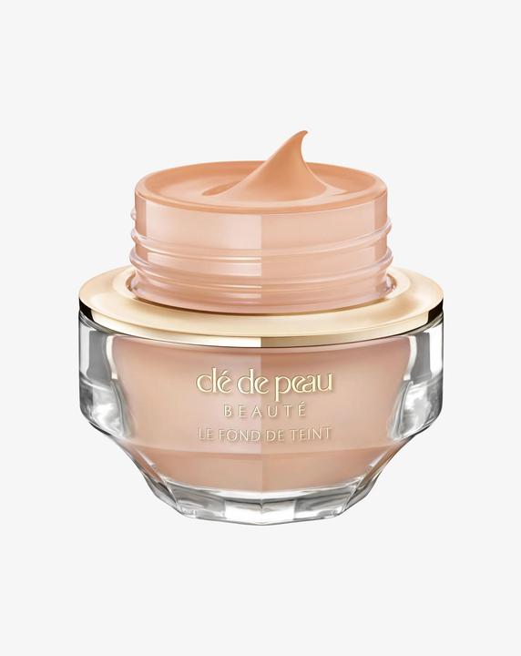 Actual product image Clé De Peau The Foundation B20 (B20 - Light Medium Beige)