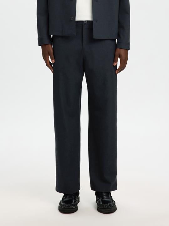 Actual product image Selected Slh220-Loose Robert Flex Pant Noos (Frequency band 38 (2600 MHz))