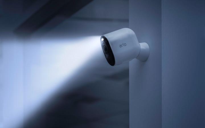 Productafbeelding Arlo Ultra 2 VMS5340-200EUS Set van 3 (3840 x 2160 Pixels)
