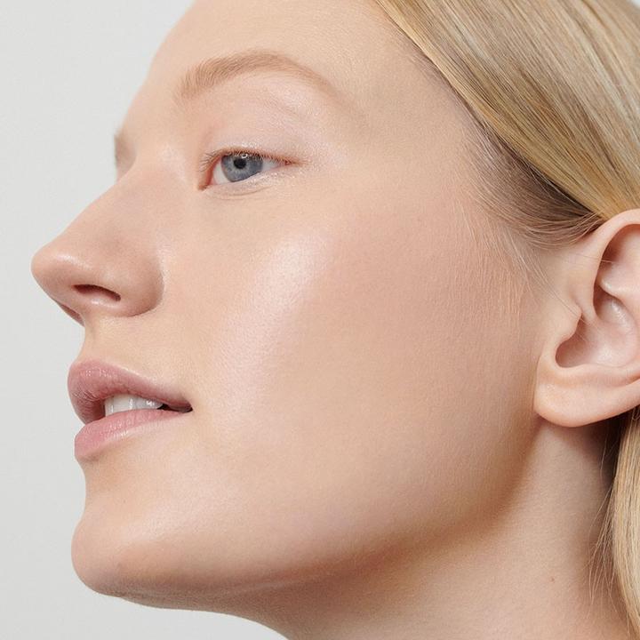 Produktbild Dr. Hauschka Foundation 01 macadamia 30 ml (01 Macadamia)