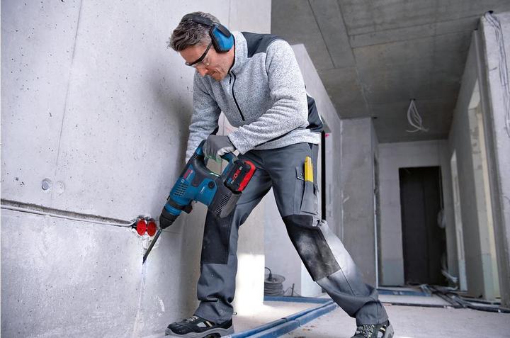 Actual product image Bosch Professional GBH 18V-34 CF (Rechargeable battery operated)