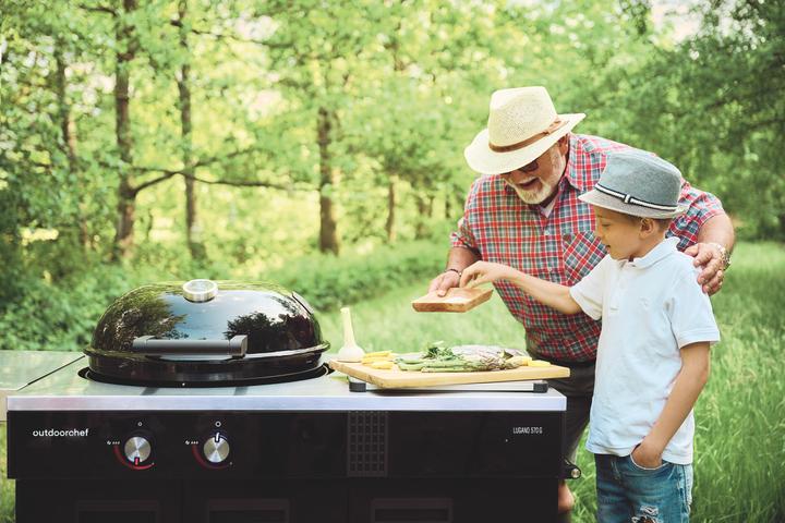 Produktbild Outdoorchef Edelstahlabdeckung zum Schutz von Cooking-/ Blazing-Zone