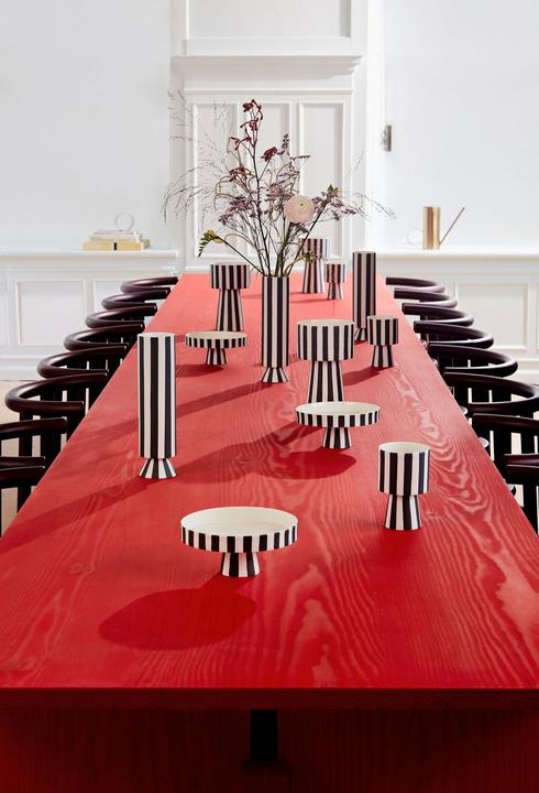 Produktbild OYOY Living Vase Tippu 31 cm, Schwarz/Weiss (1 x, 13.5 x 13.5 x 35.5 cm, 6.33 l)